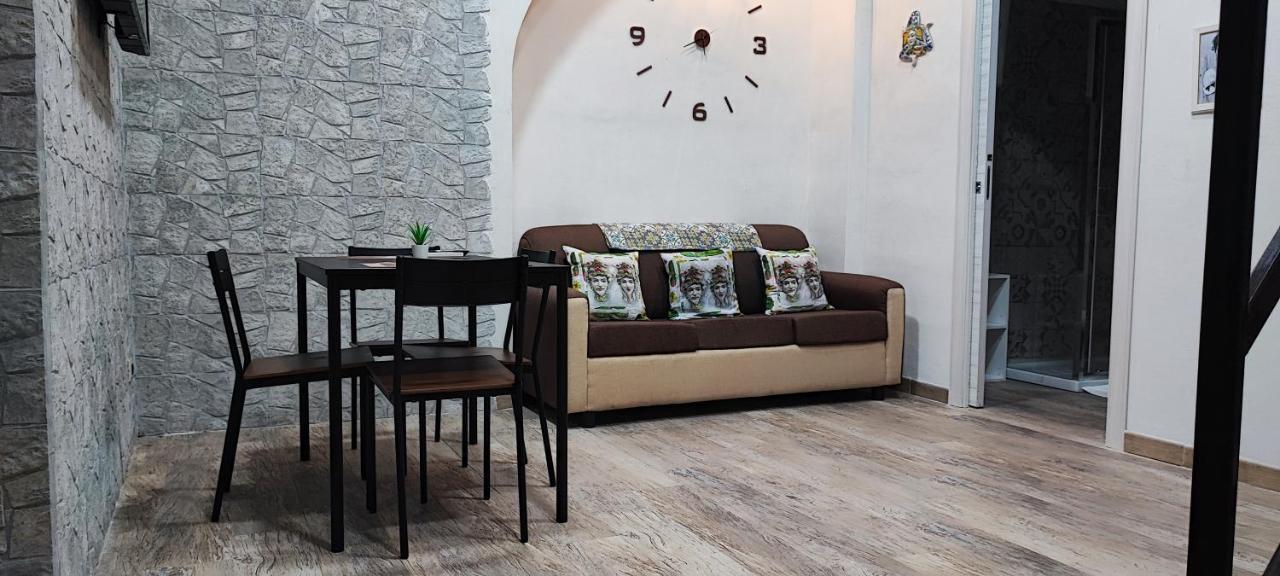 Tapia'S Rooms Big Catania Luaran gambar