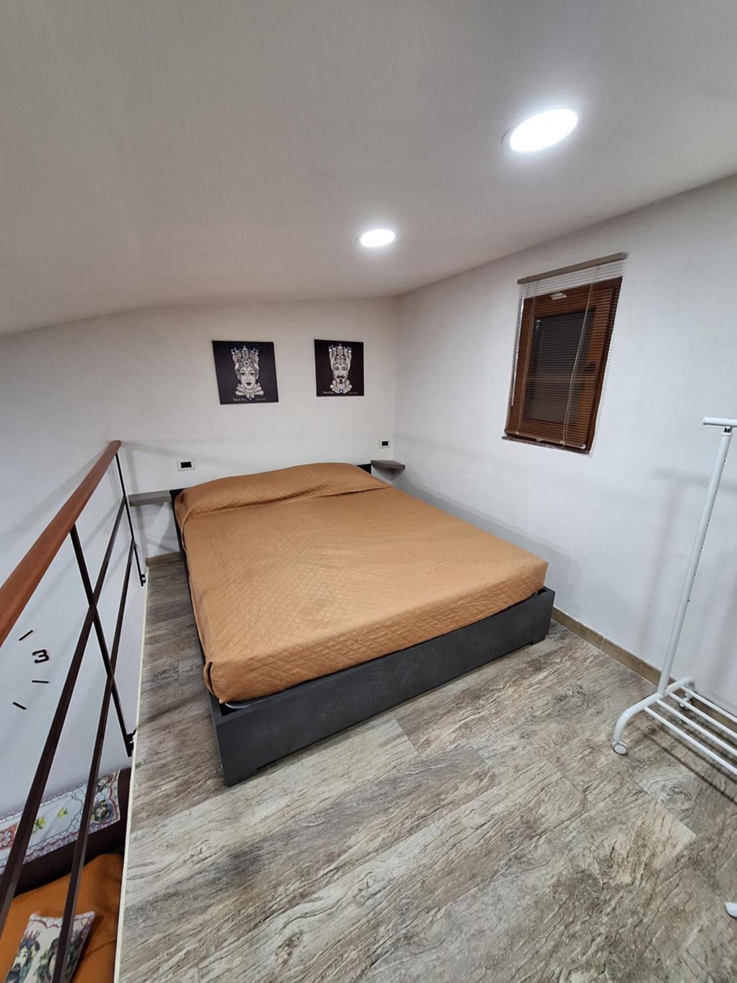 Tapia'S Rooms Big Catania Luaran gambar